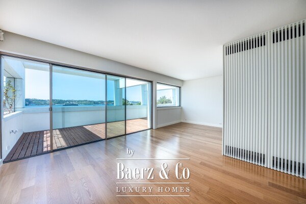 photo 30 4 bedroom villa with garden and parking in Alcântara, Lisbon