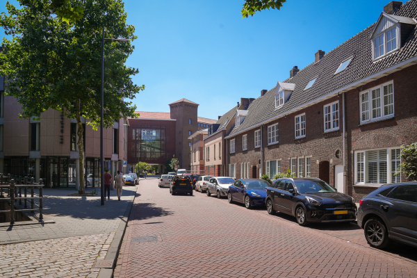 photo 54 Prins Bernhardstraat 5