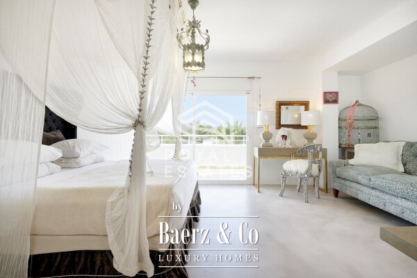 photo 14 Beautiful luxury home in Santa Eul\u00e0ria des Riu