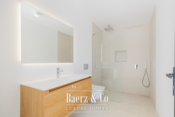 photo 19 Amazing 6-bedroom contemporary luxury Villa with 2 Pools