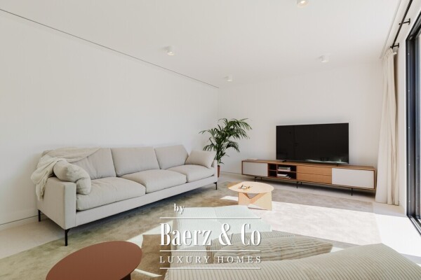 photo 20 Amazing 6-bedroom contemporary luxury Villa with 2 Pools