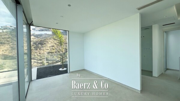 photo 6 New built villa with ocean views