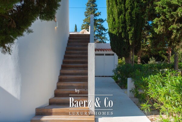 photo 30 Cala Jondal 