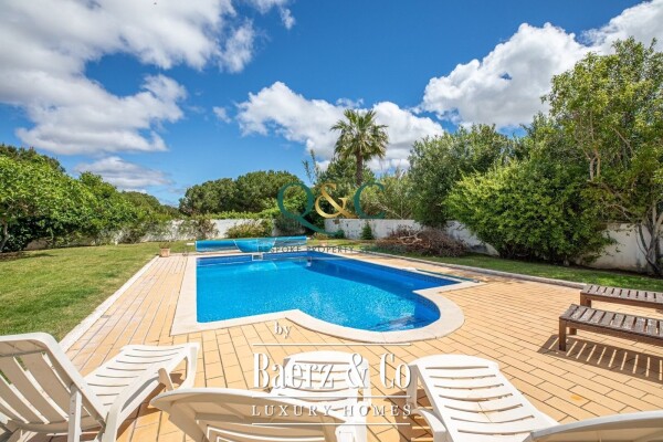 photo 26 Beautiful luxury home in Quarteira, Vilamoura