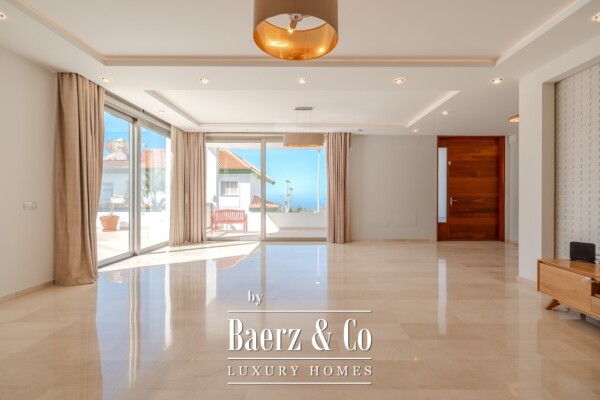 photo 30 VERY SPACIOUS 5 BEDROOM VILLA IN ROQUE DEL CONDE