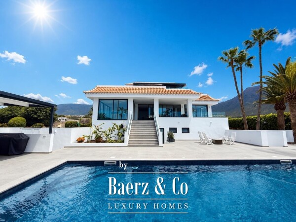 photo 4 Beautiful villa in Adeje, Tenerife south