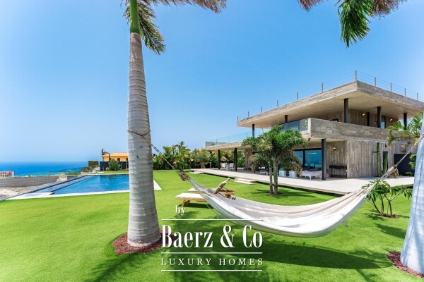photo 10 Exceptional luxury villa in Adeje