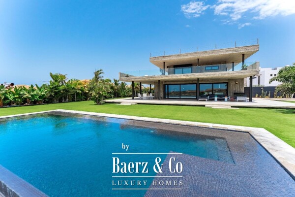photo 25 Exceptional luxury villa in Adeje
