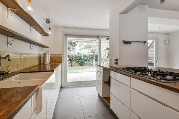 photo 10 Heemskerckstraat 24