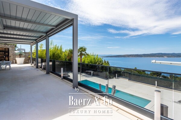 photo 4 Brela, unique stone villa with a panoramic view and a swimming pool