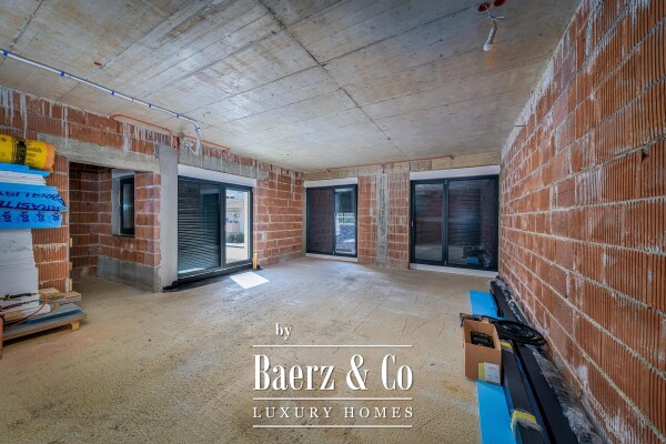 photo 18 Zagreb, Bijenik, luxury villa 376.92 m² on a plot of 1,400 m², open view