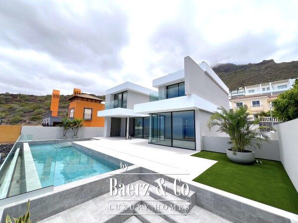 photo 1 Exclusive contemporary villa with breathtaking views
