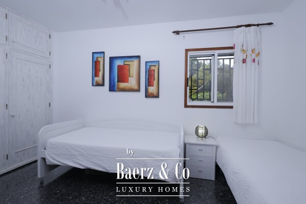 photo 13 Exclusive country house with an indoor swimming pool in La Esperanza