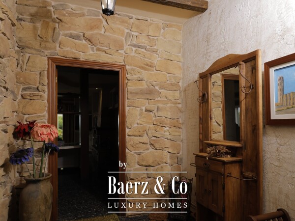 photo 40 Exclusive country house with an indoor swimming pool in La Esperanza
