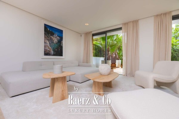 photo 3 Beautiful luxury home in Figueretas, Figueretas