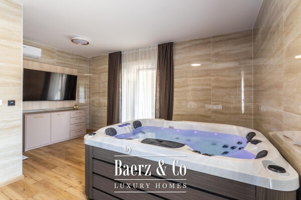 photo 10 Trogir, Plano - Modern Designer Villa with Swimming Pool