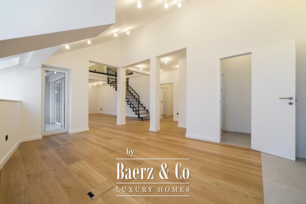 photo 1 Zagreb, Srebrnjak, modern five-room penthouse 194 m² with gallery and garage