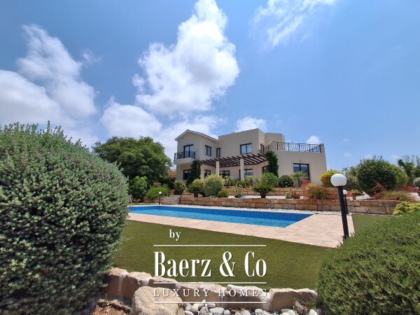 photo 5 Royal Residences – key ready 3 bedroom golf villa with pool, Secret Valley
